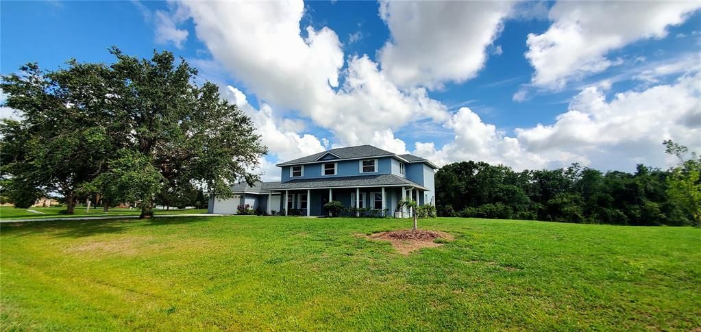 Beautifully remodeled home on over 1 acre in Parrish Florida