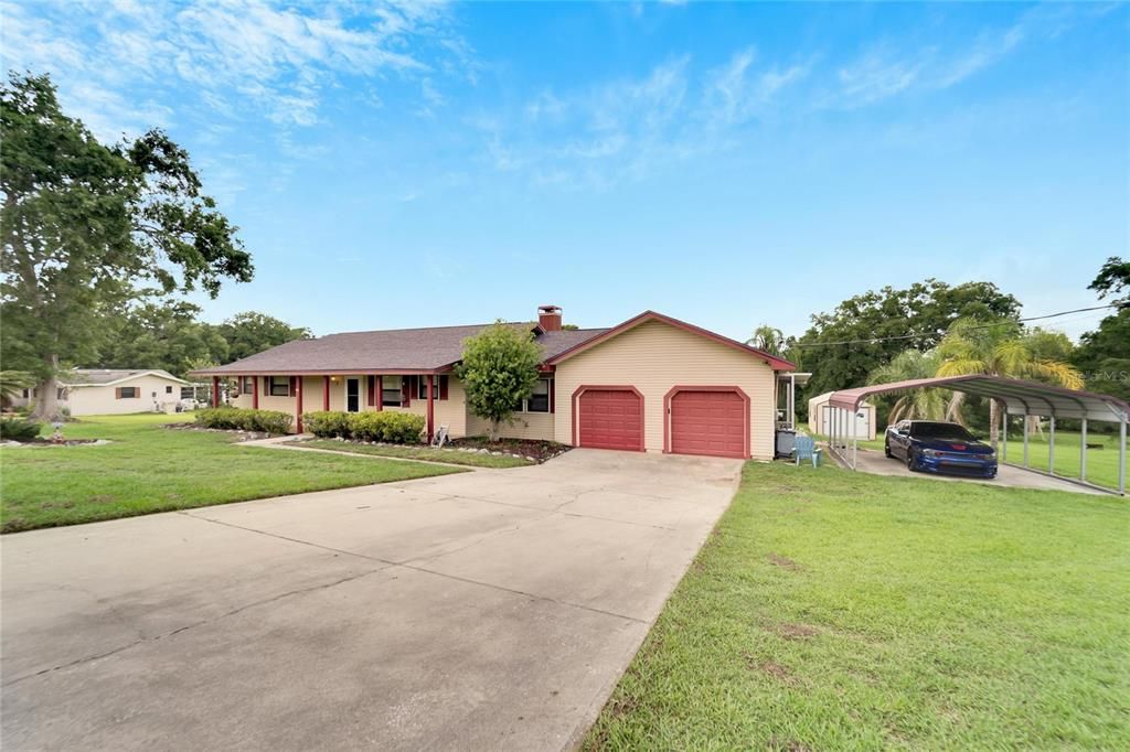 Recently Sold: $430,000 (3 beds, 2 baths, 1826 Square Feet)