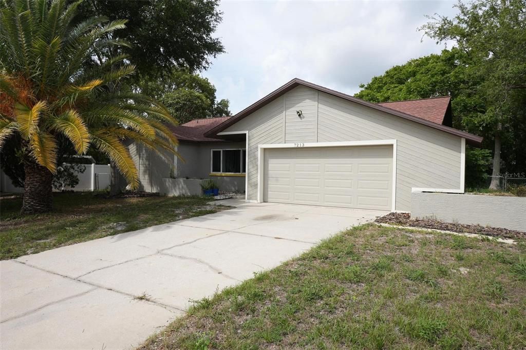 Recently Sold: $284,900 (3 beds, 2 baths, 1299 Square Feet)