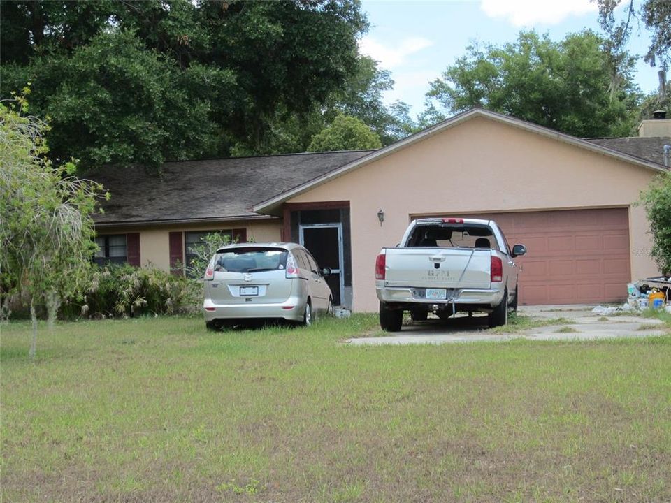 Recently Sold: $230,000 (3 beds, 2 baths, 1548 Square Feet)