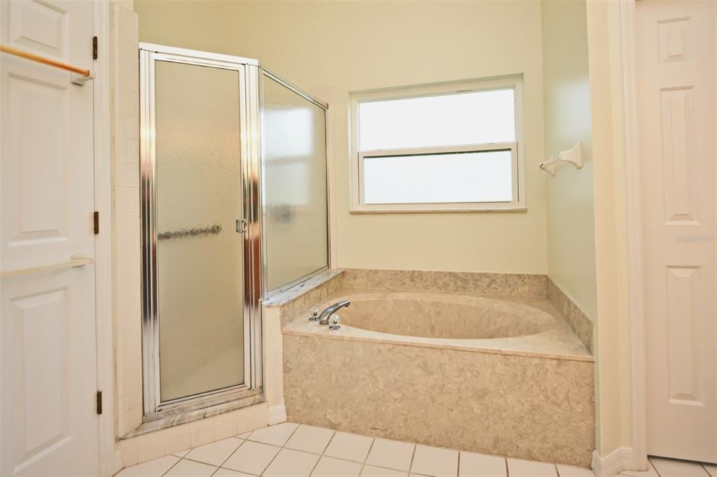Недавно арендовано: $3,000 (4 спален, 2 ванн, 2350 Квадратных фут)