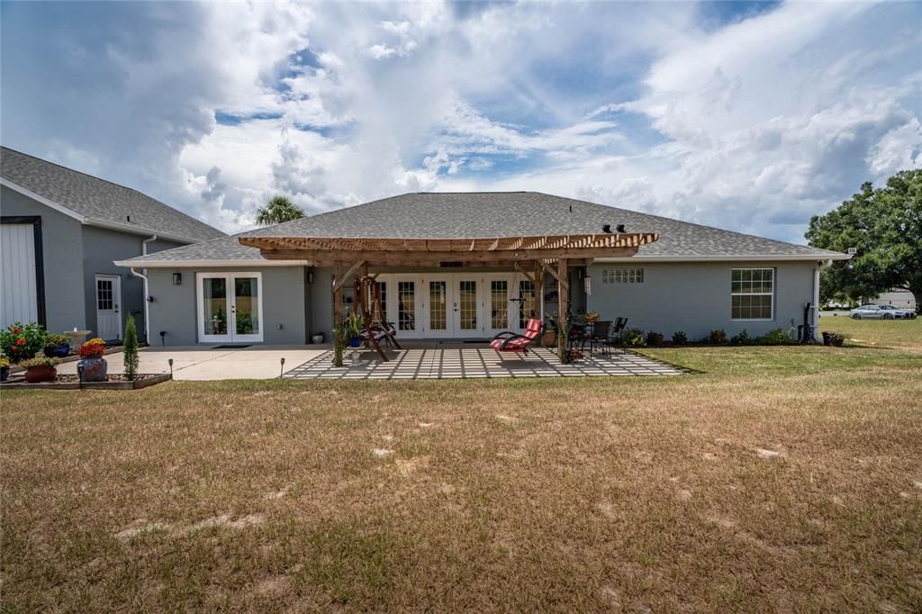 Recently Sold: $779,900 (4 beds, 3 baths, 2693 Square Feet)