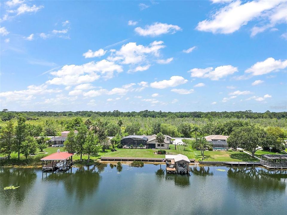 A beautiful setting on Lake Beauclaire ~