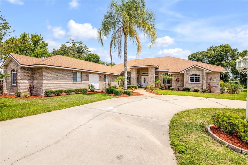 Recently Sold: $699,999 (3 beds, 3 baths, 3393 Square Feet)