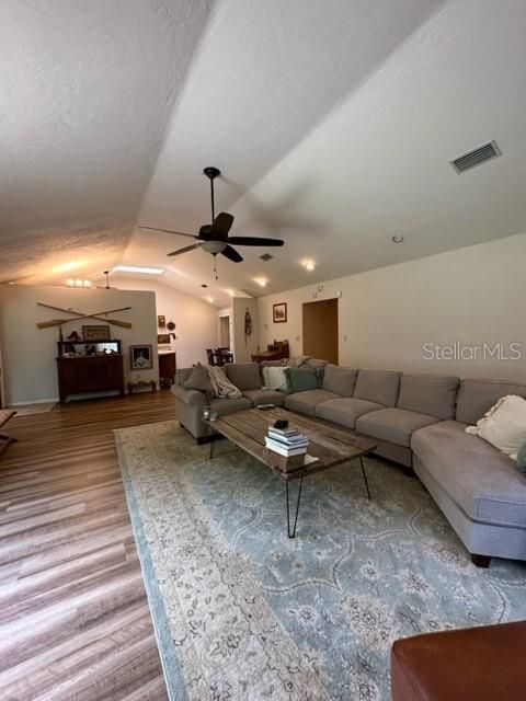 Recently Sold: $399,000 (3 beds, 2 baths, 2128 Square Feet)