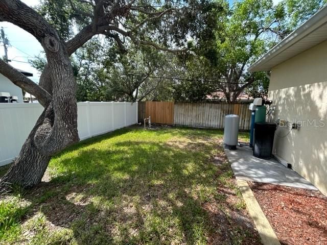 Recently Rented: $2,500 (3 beds, 2 baths, 1822 Square Feet)