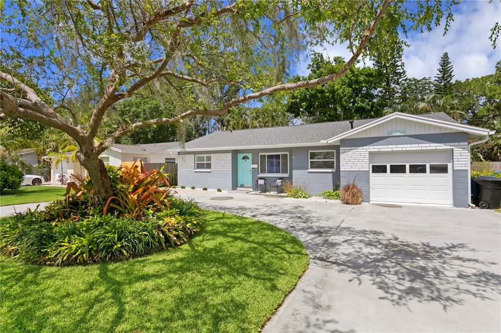 Недавно продано: $535,000 (3 спален, 2 ванн, 1306 Квадратных фут)