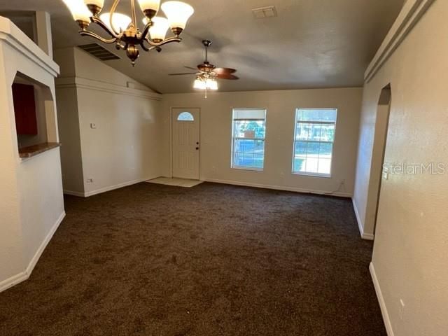 Recently Rented: $1,600 (3 beds, 2 baths, 1314 Square Feet)