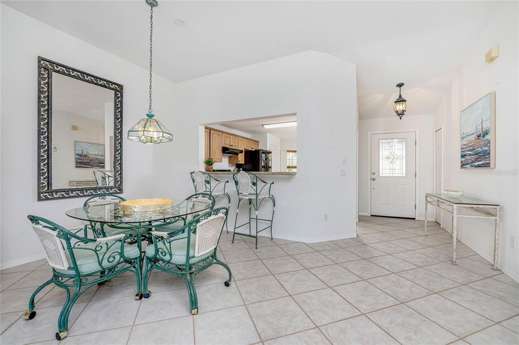 Recently Sold: $439,000 (3 beds, 2 baths, 1352 Square Feet)
