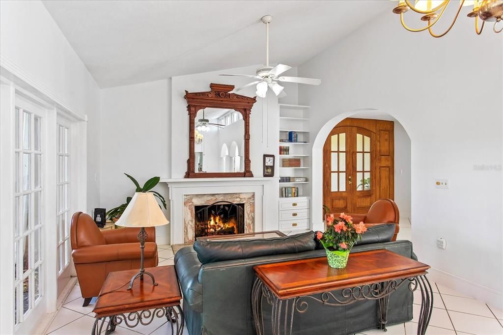 LIVING ROOM WITH FIREPLACE