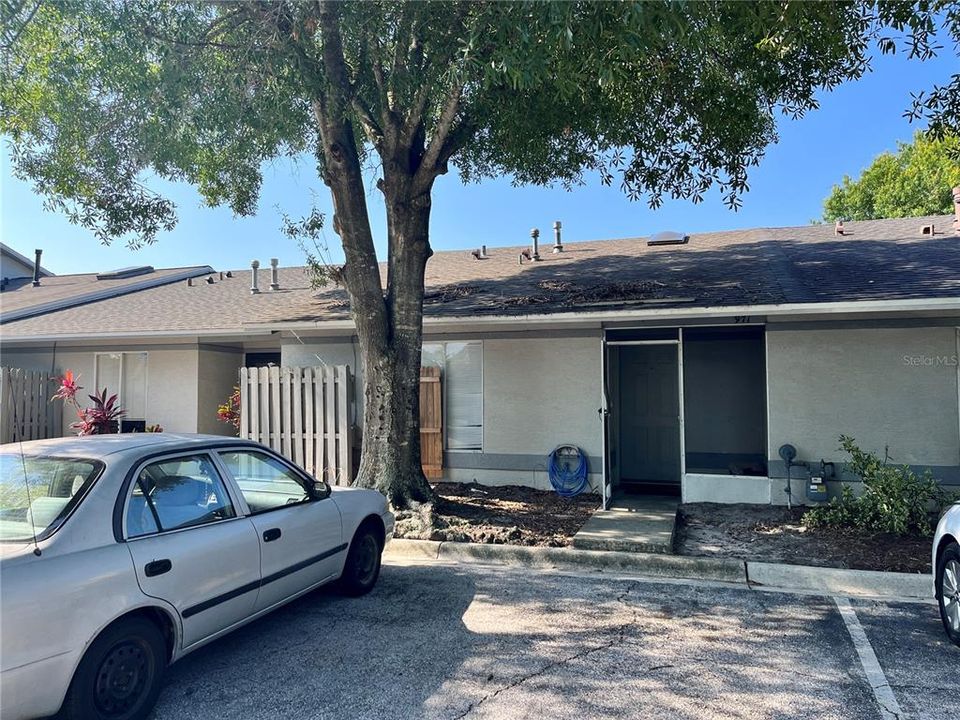 Recently Sold: $225,000 (3 beds, 2 baths, 942 Square Feet)