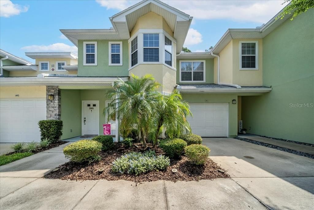 Recently Sold: $339,500 (2 beds, 2 baths, 1407 Square Feet)