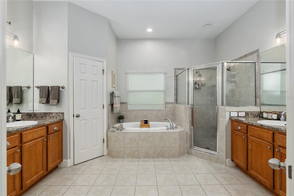 最近售出: $349,000 (3 贝兹, 2 浴室, 1609 平方英尺)