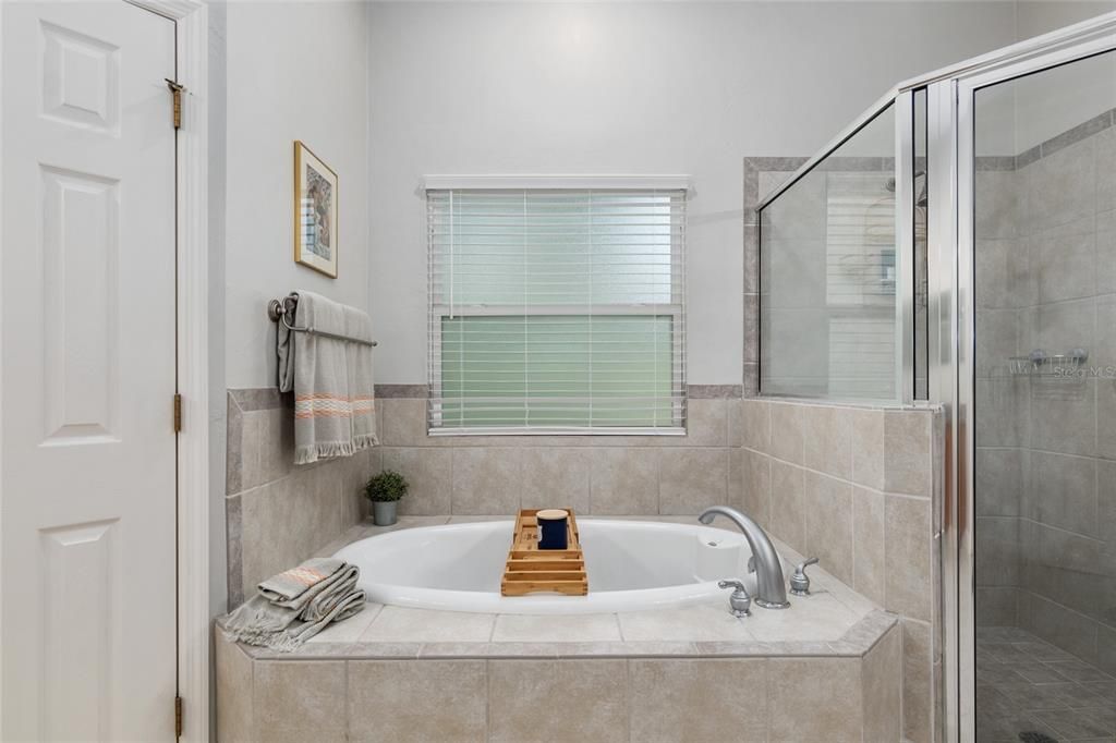 最近售出: $349,000 (3 贝兹, 2 浴室, 1609 平方英尺)