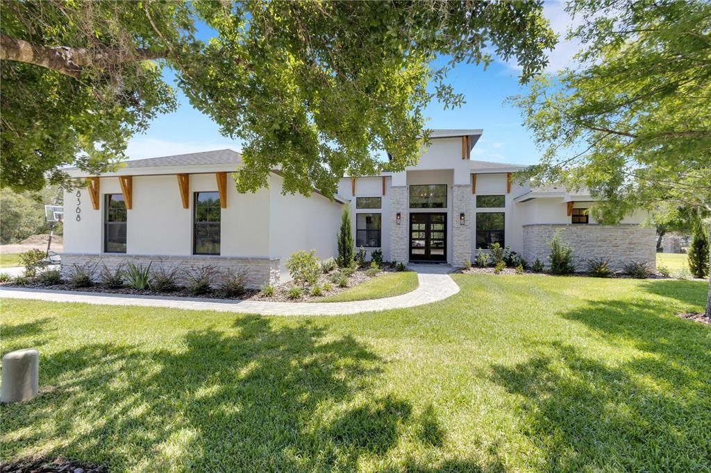 Recently Sold: $839,900 (4 beds, 3 baths, 3165 Square Feet)