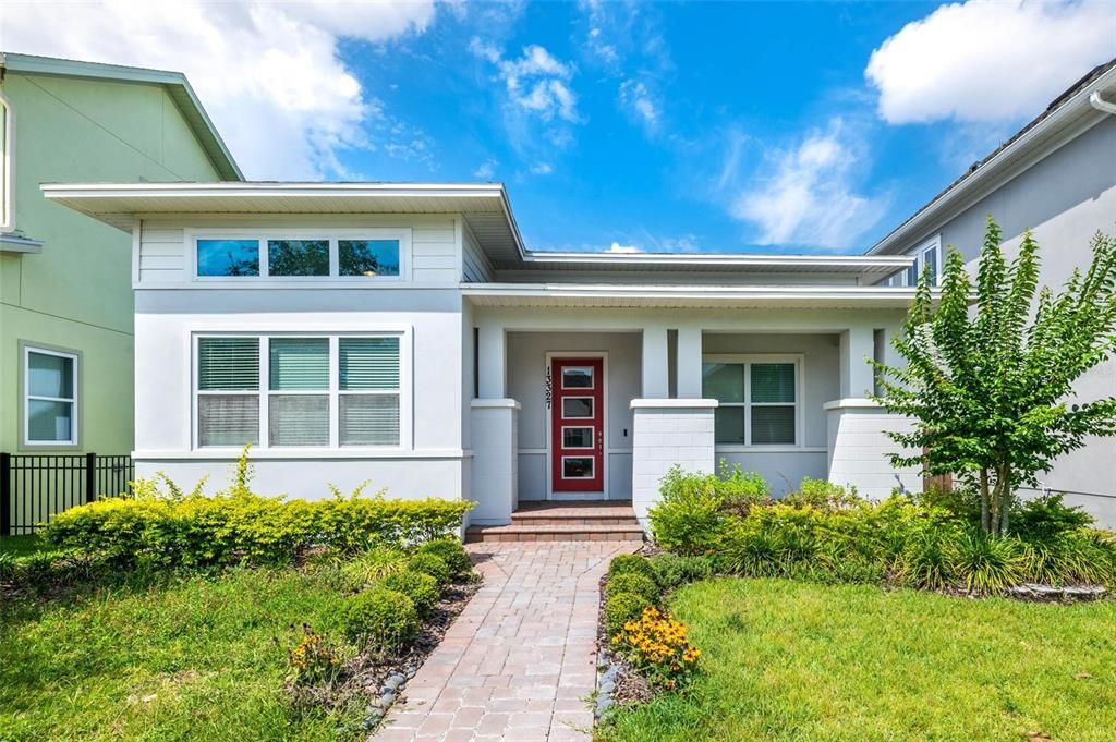 Recently Sold: $625,000 (3 beds, 2 baths, 2074 Square Feet)