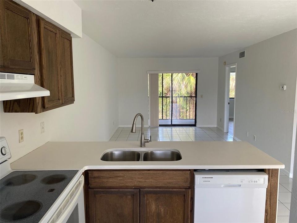 Recently Sold: $140,000 (2 beds, 2 baths, 840 Square Feet)