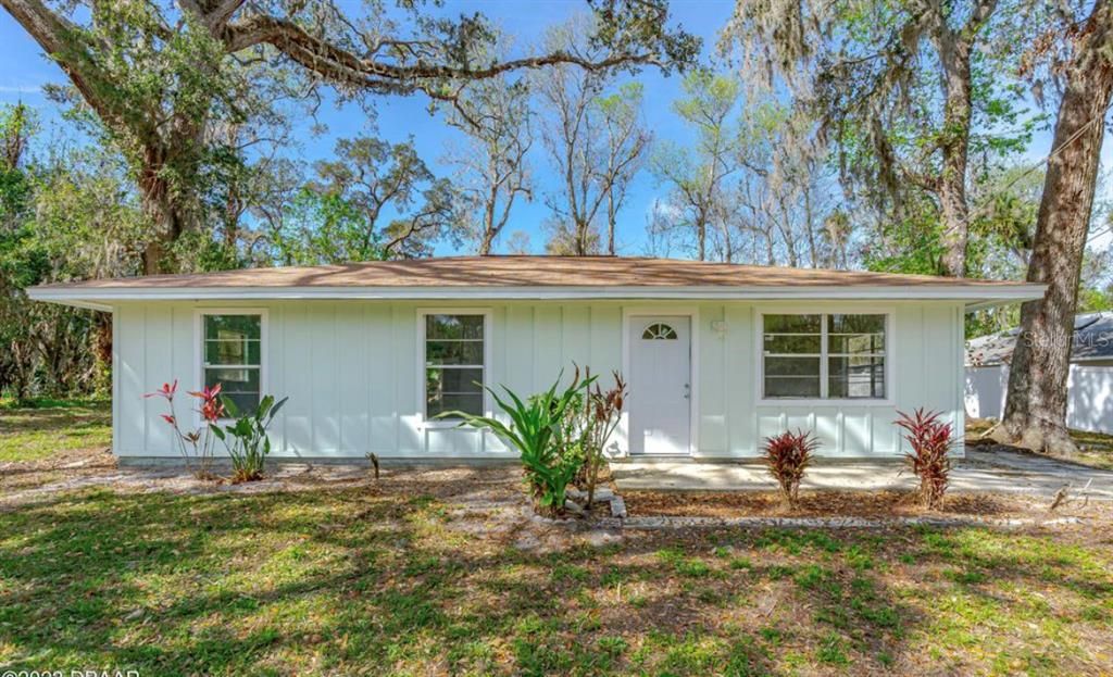 Recently Sold: $285,000 (4 beds, 2 baths, 1504 Square Feet)