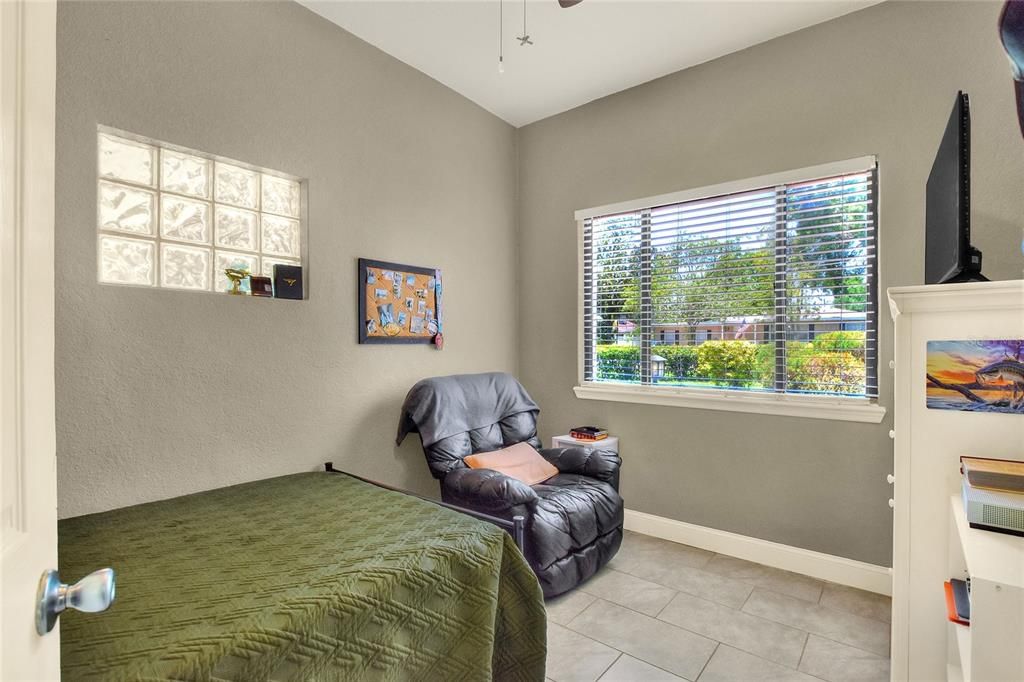 Recently Sold: $640,000 (3 beds, 3 baths, 3105 Square Feet)
