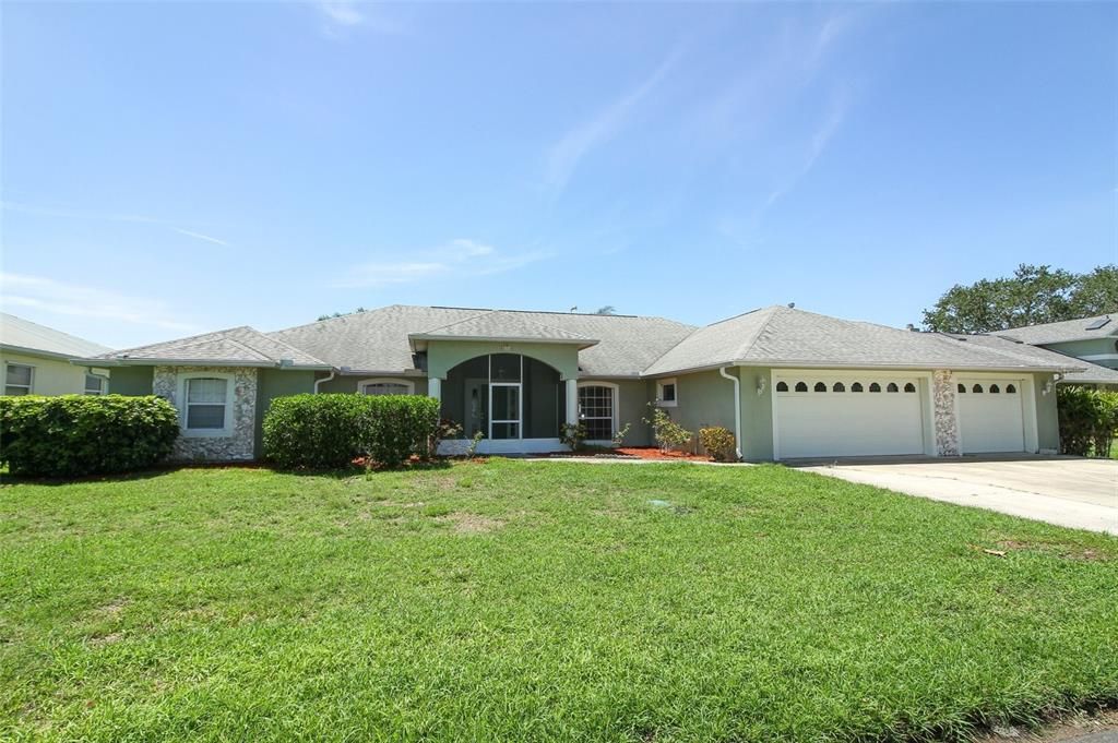 Recently Sold: $685,000 (4 beds, 3 baths, 3052 Square Feet)