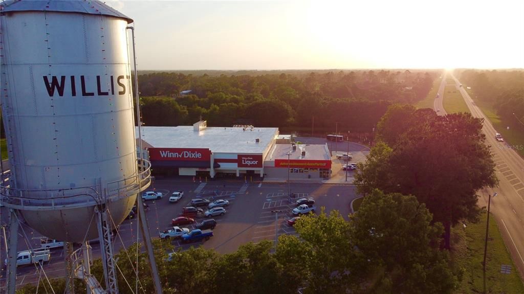 Downtown Williston Shopping Center