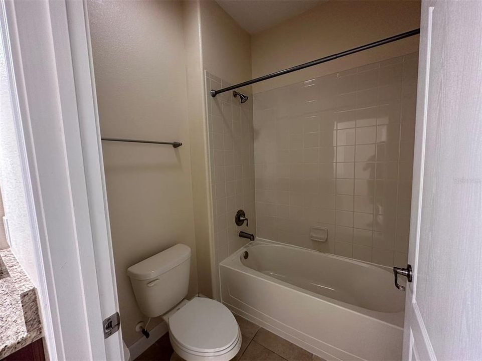 最近租的: $3,150 (4 贝兹, 3 浴室, 2133 平方英尺)