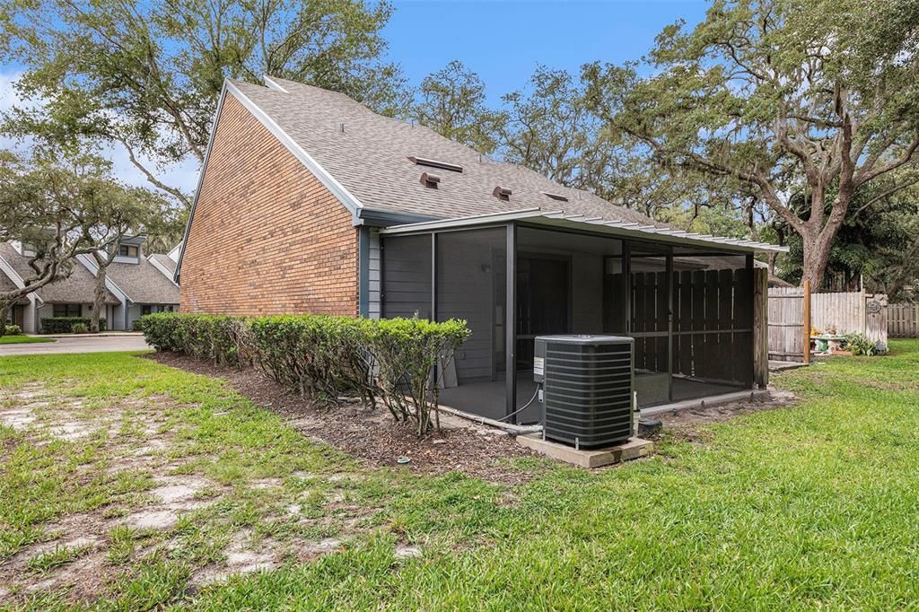 Recently Sold: $219,900 (2 beds, 2 baths, 1159 Square Feet)