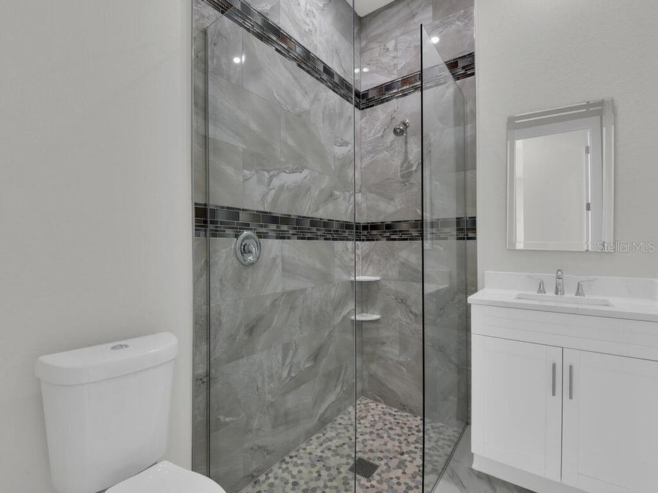 最近售出: $599,000 (3 贝兹, 3 浴室, 2196 平方英尺)