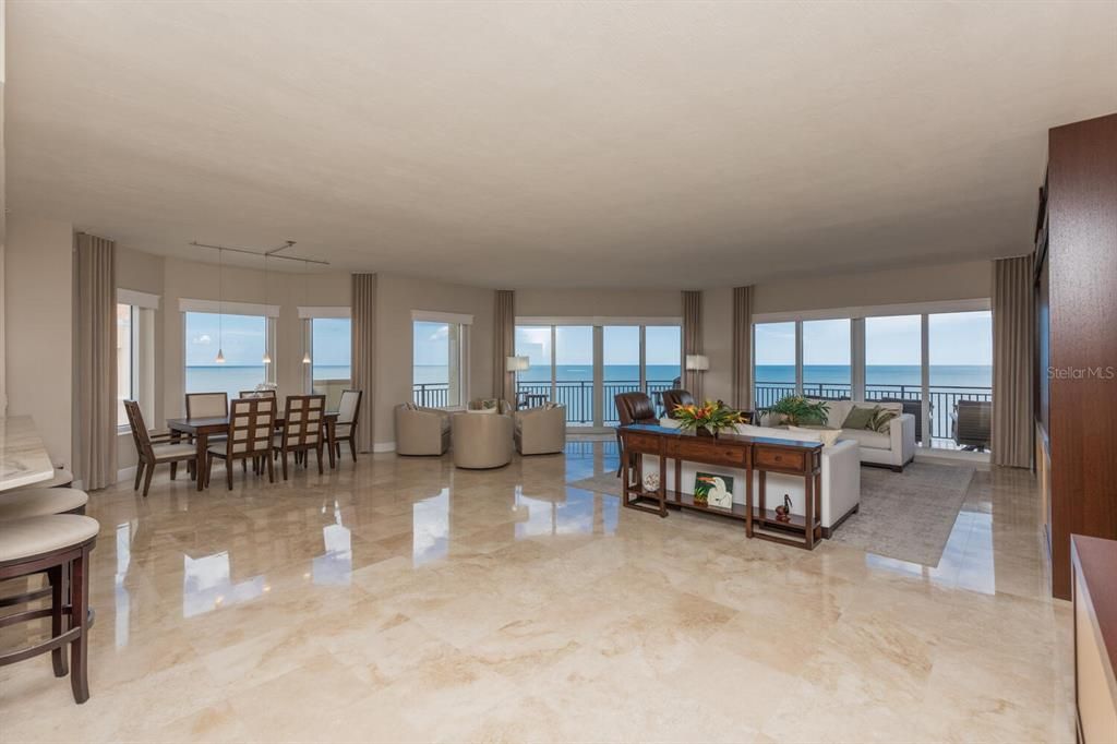 Recently Sold: $1,995,000 (4 beds, 3 baths, 3070 Square Feet)