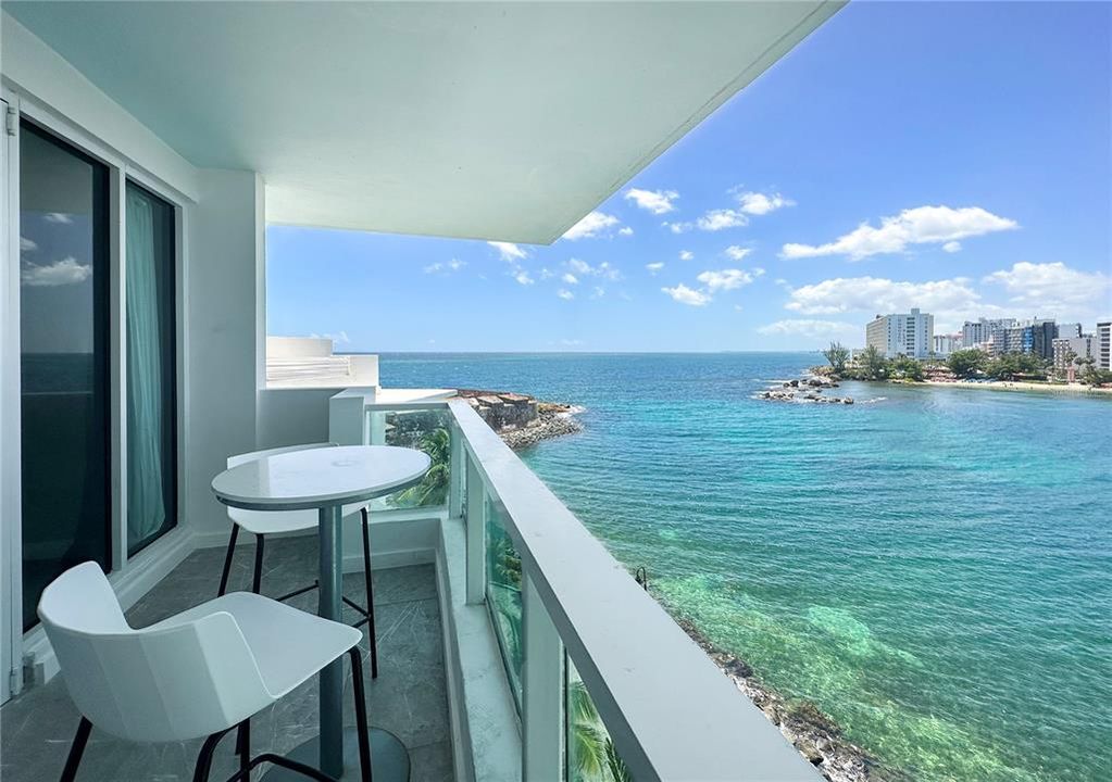 Recently Sold: $1,500,000 (2 beds, 2 baths, 1622 Square Feet)