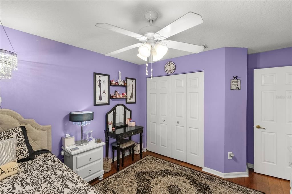 Ceiling Fans in all Bedrooms
