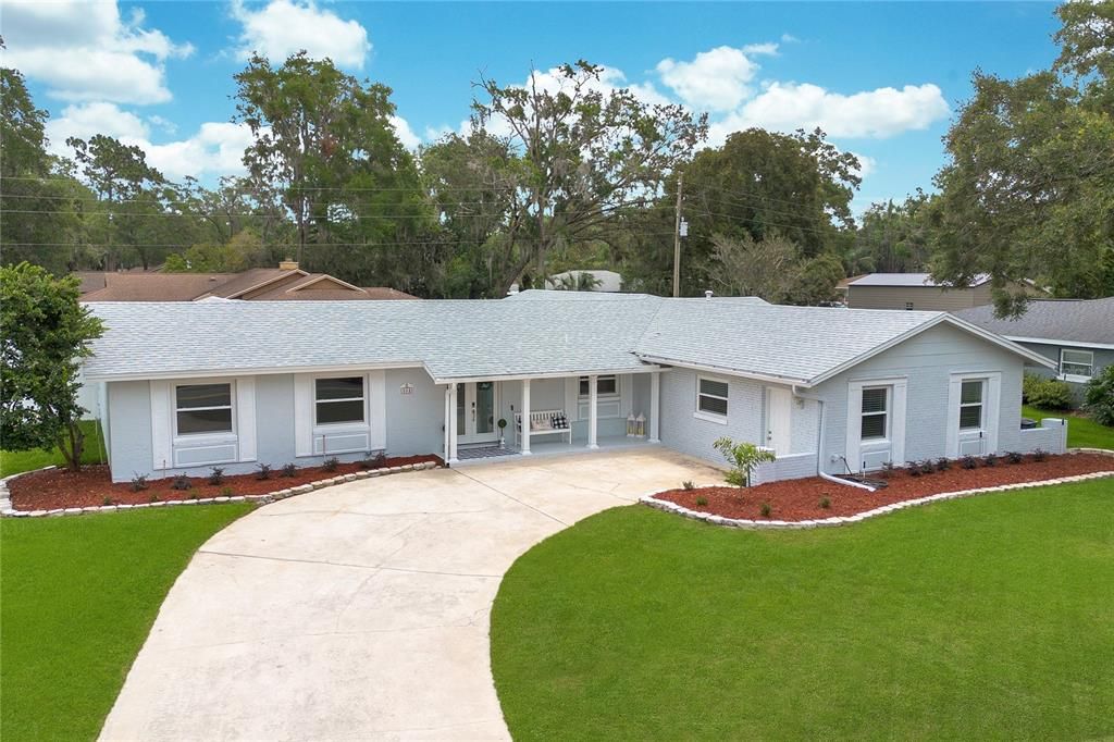 Recently Sold: $539,900 (4 beds, 2 baths, 2582 Square Feet)