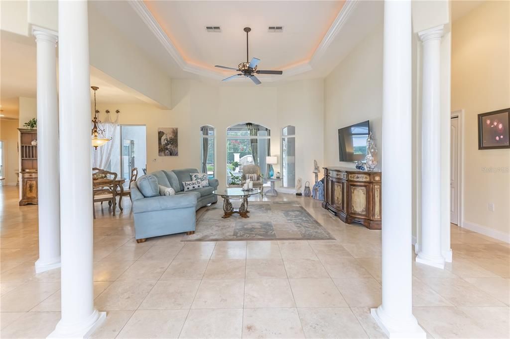 Recently Sold: $680,000 (3 beds, 2 baths, 2748 Square Feet)