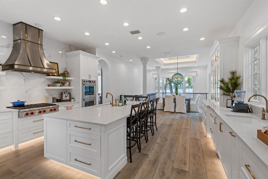 Recently Sold: $5,400,000 (4 beds, 4 baths, 6553 Square Feet)