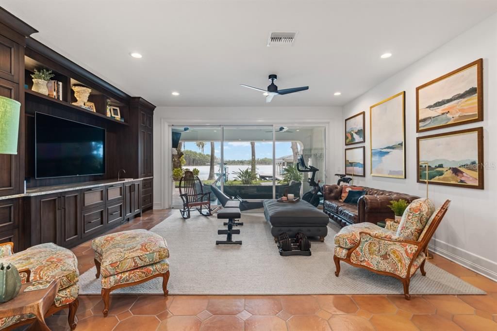 Recently Sold: $5,400,000 (4 beds, 4 baths, 6553 Square Feet)