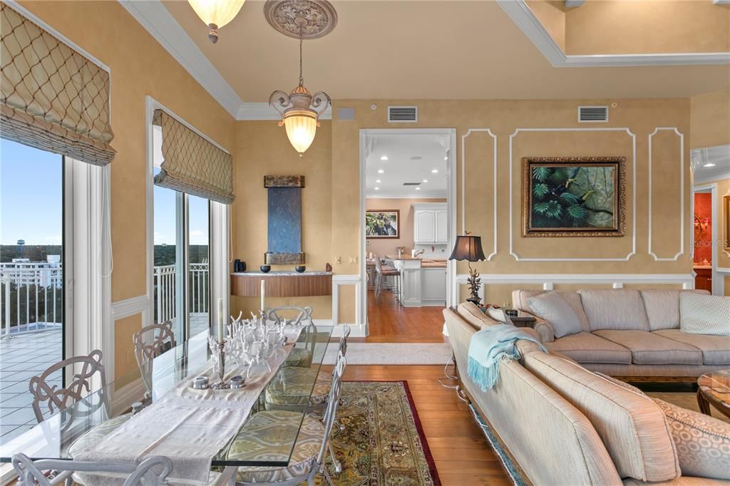 Recently Sold: $6,000,000 (5 beds, 5 baths, 5359 Square Feet)