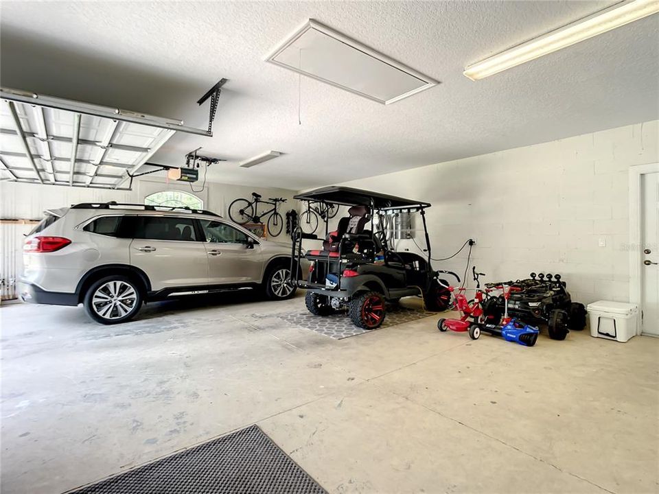 Attached 800 SF garage