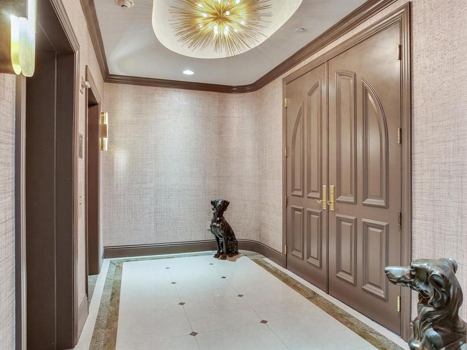 En Venta: $4,875,000 (5 camas, 5 baños, 6574 Pies cuadrados)