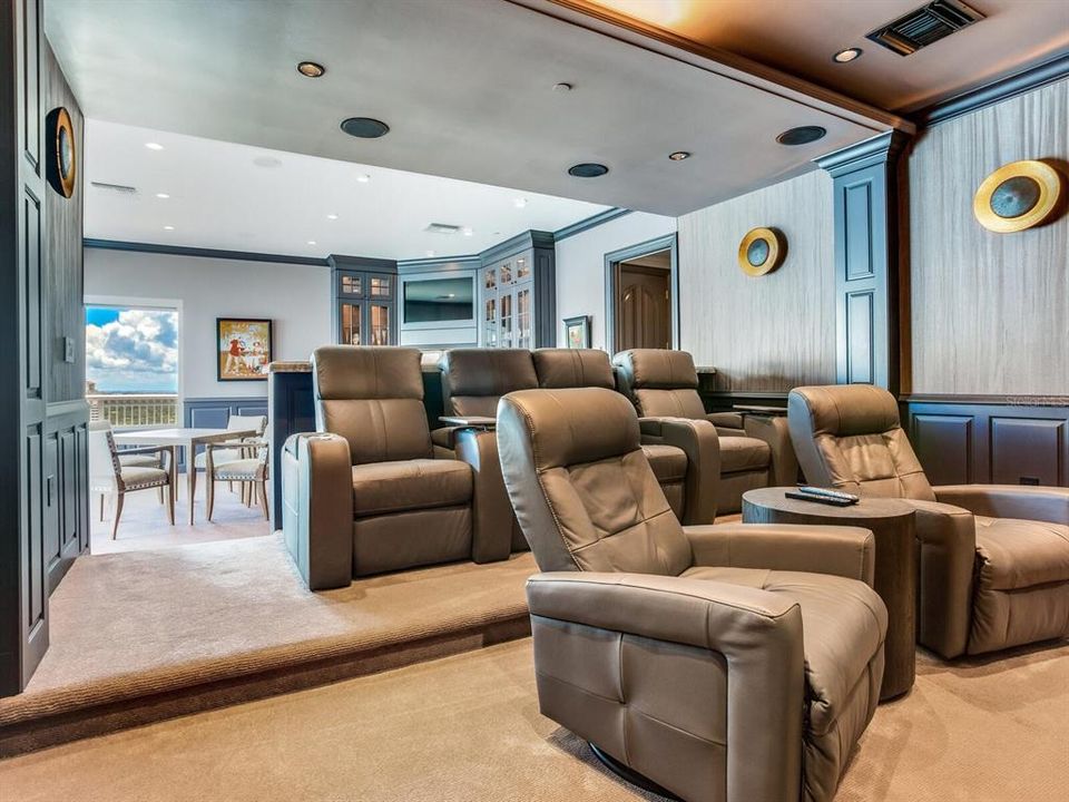 En Venta: $4,875,000 (5 camas, 5 baños, 6574 Pies cuadrados)