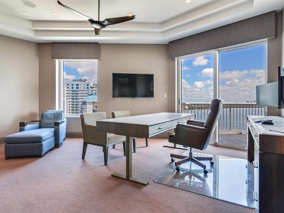 En Venta: $4,875,000 (5 camas, 5 baños, 6574 Pies cuadrados)