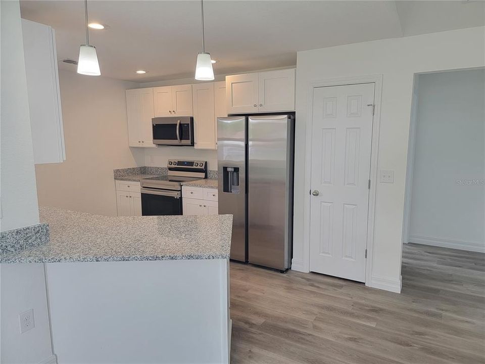 Recently Sold: $274,500 (3 beds, 2 baths, 1441 Square Feet)