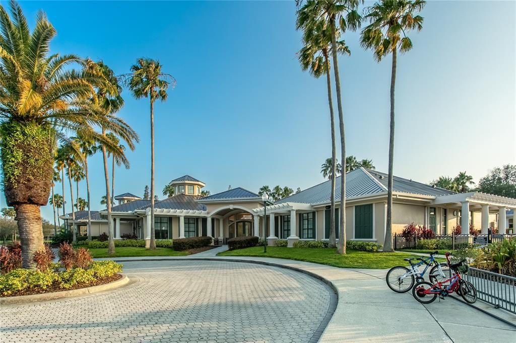 Recently Sold: $899,900 (4 beds, 3 baths, 3997 Square Feet)