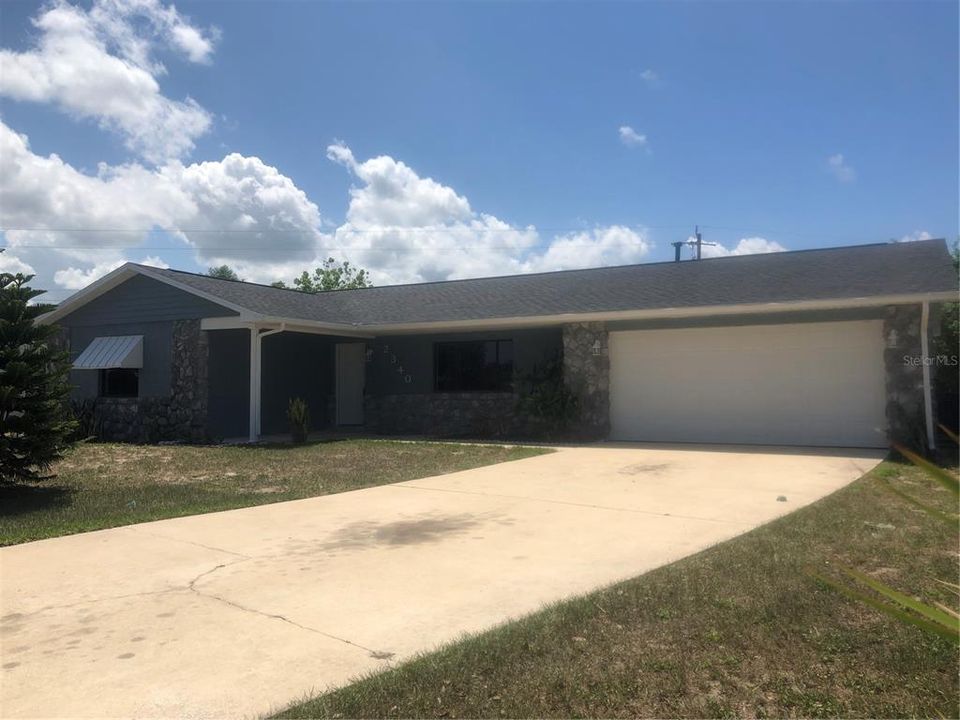 Recently Sold: $310,000 (3 beds, 2 baths, 1343 Square Feet)