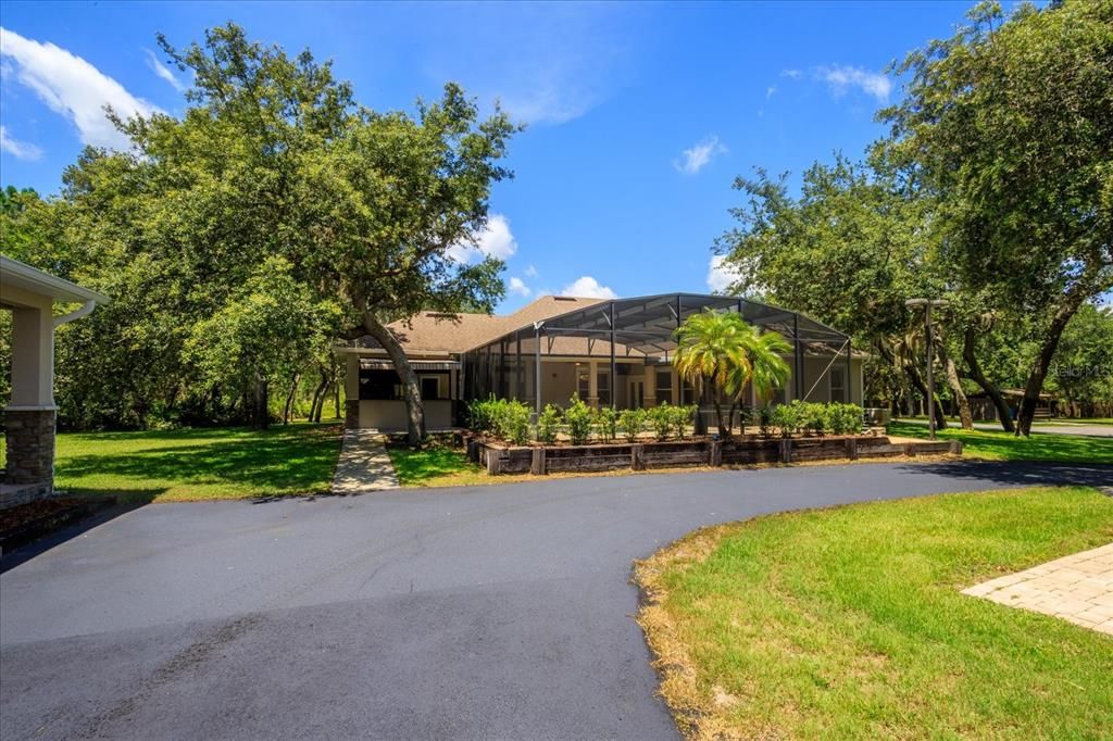 Recently Sold: $1,259,000 (4 beds, 3 baths, 2704 Square Feet)