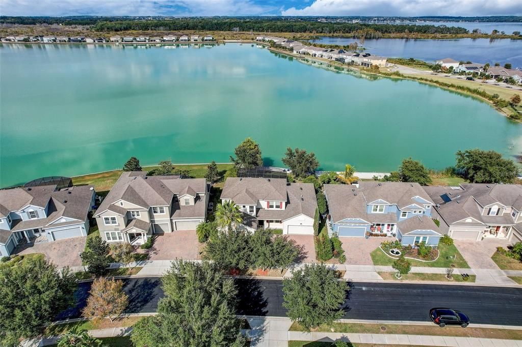 Recently Sold: $750,000 (4 beds, 3 baths, 3189 Square Feet)