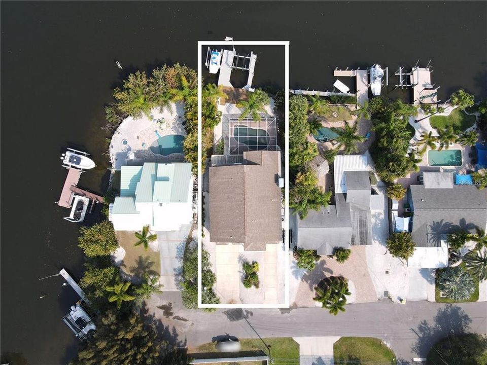 Недавно арендовано: $4,995 (4 спален, 3 ванн, 2161 Квадратных фут)