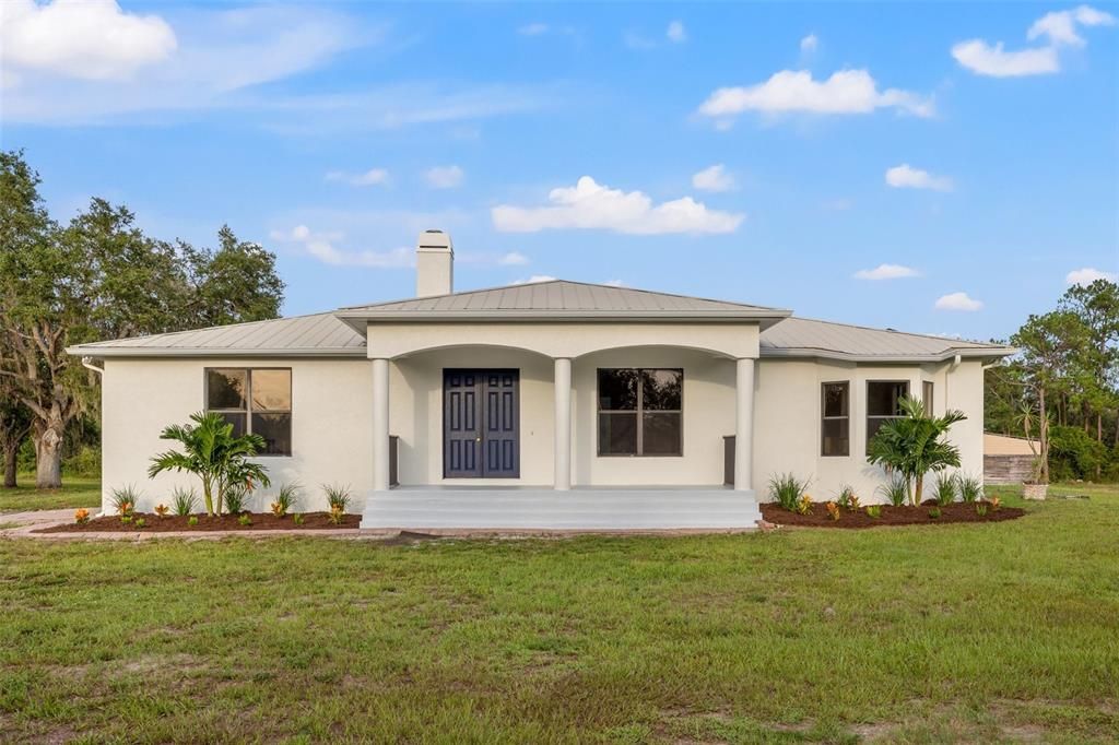 Recently Sold: $775,000 (3 beds, 2 baths, 2348 Square Feet)