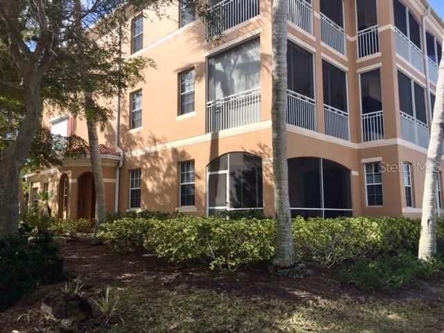 Recently Sold: $537,500 (3 beds, 2 baths, 2100 Square Feet)