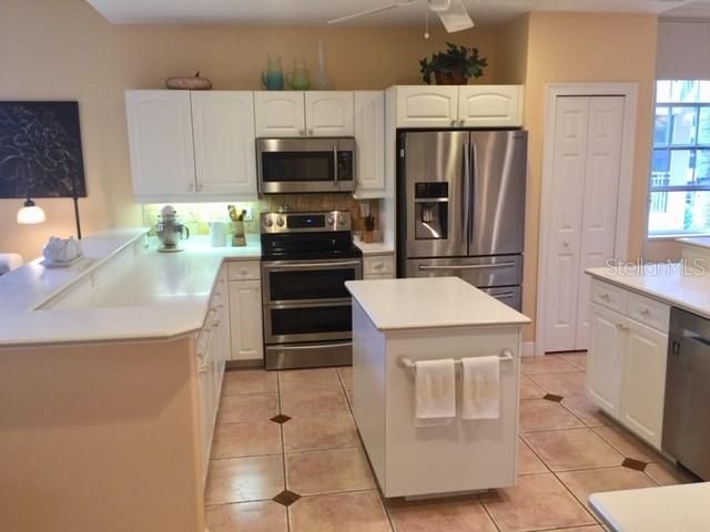 Recently Sold: $537,500 (3 beds, 2 baths, 2100 Square Feet)