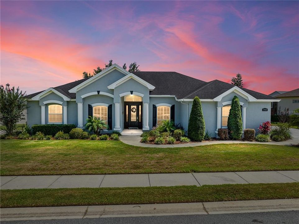 Welcome Home to Grandview Landings!